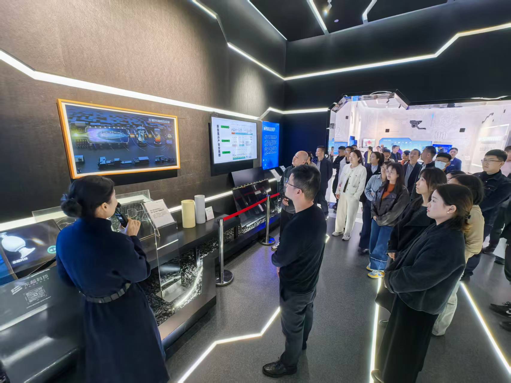 1763425297671 1763425297671