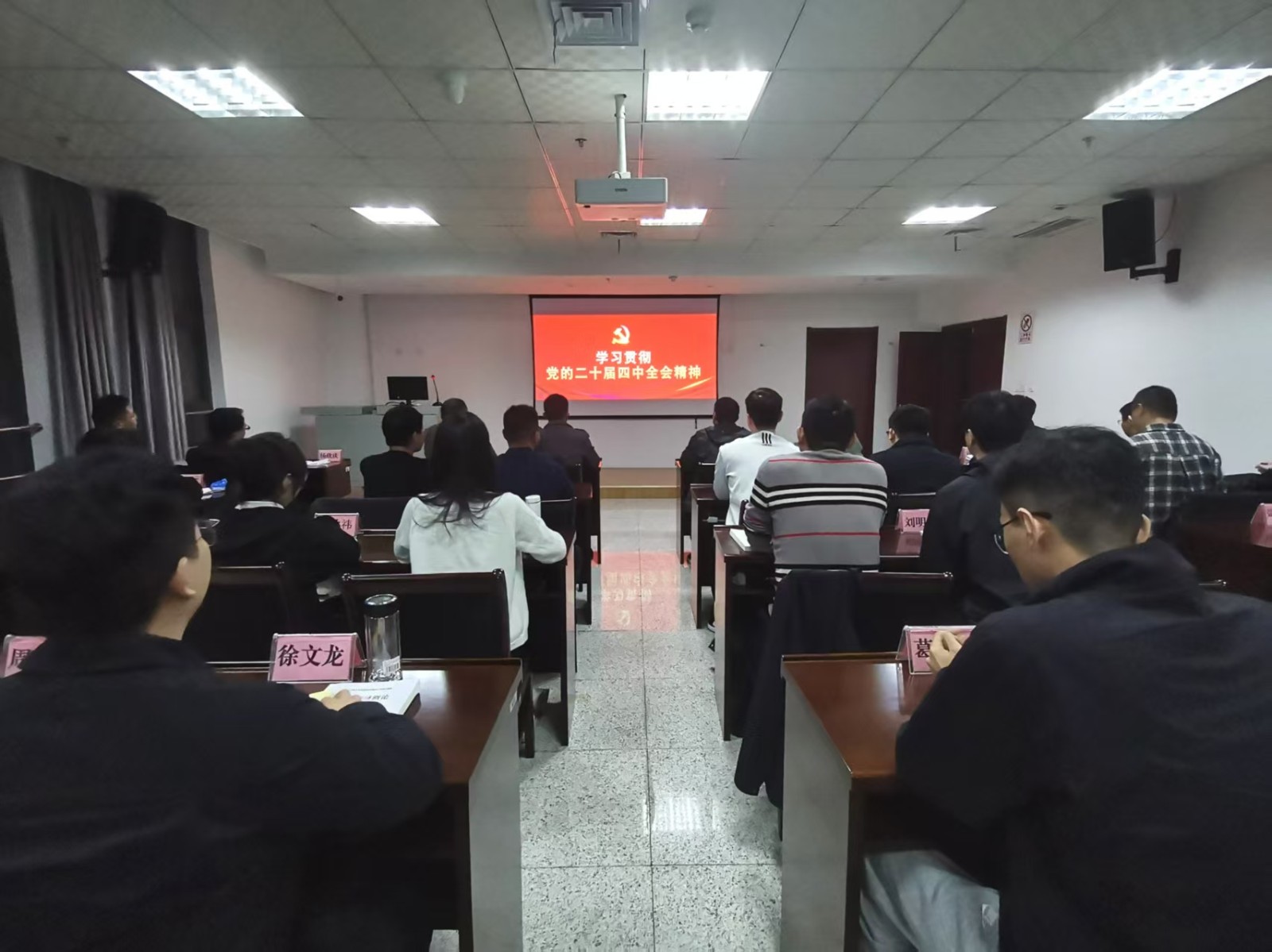 1763948316686 1763948316686